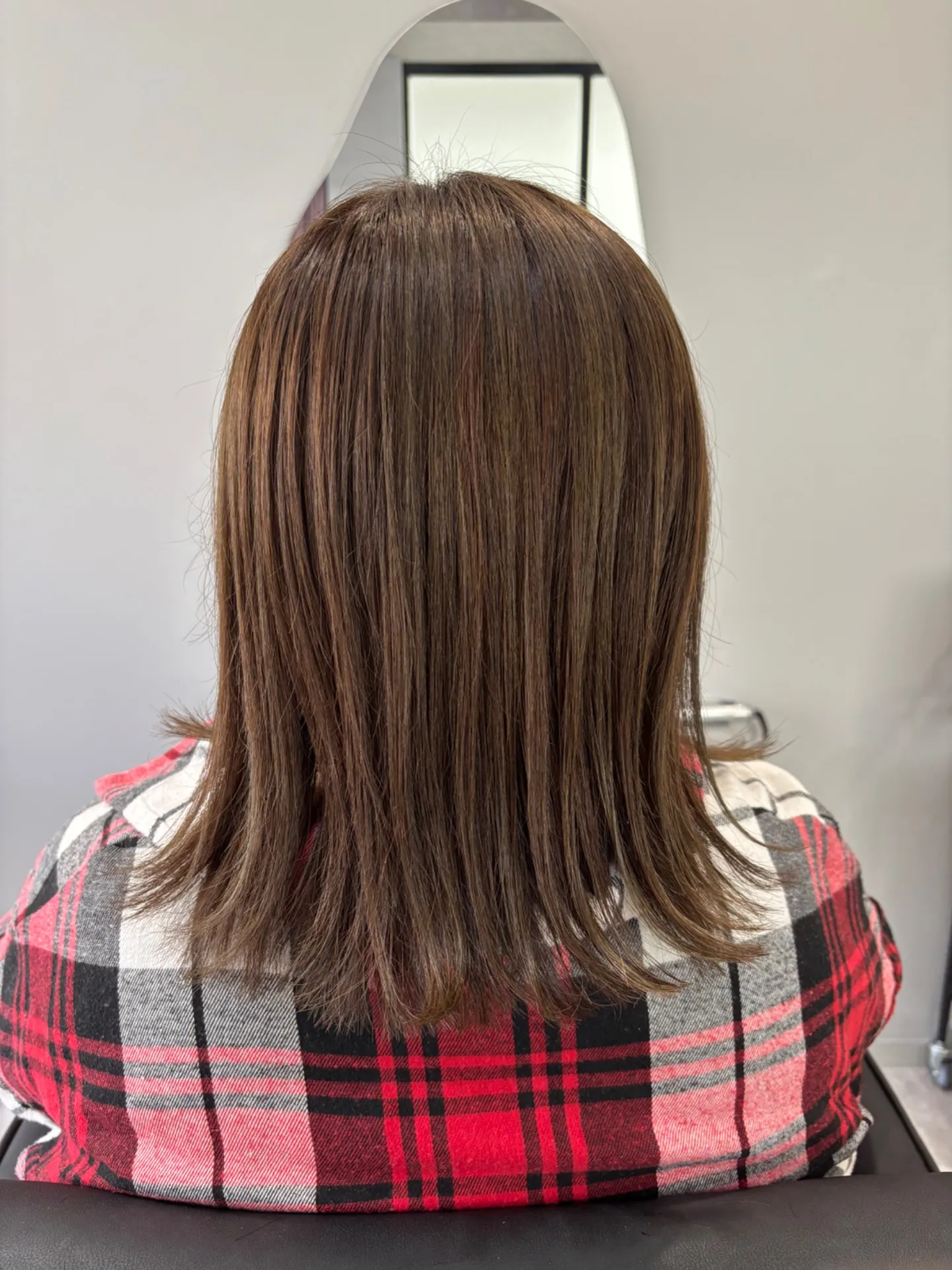 秋色カーキグレージュ